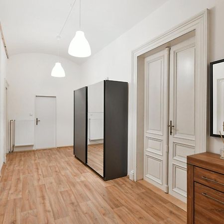 Wsp Petrin Garden Apartments Prag Dış mekan fotoğraf