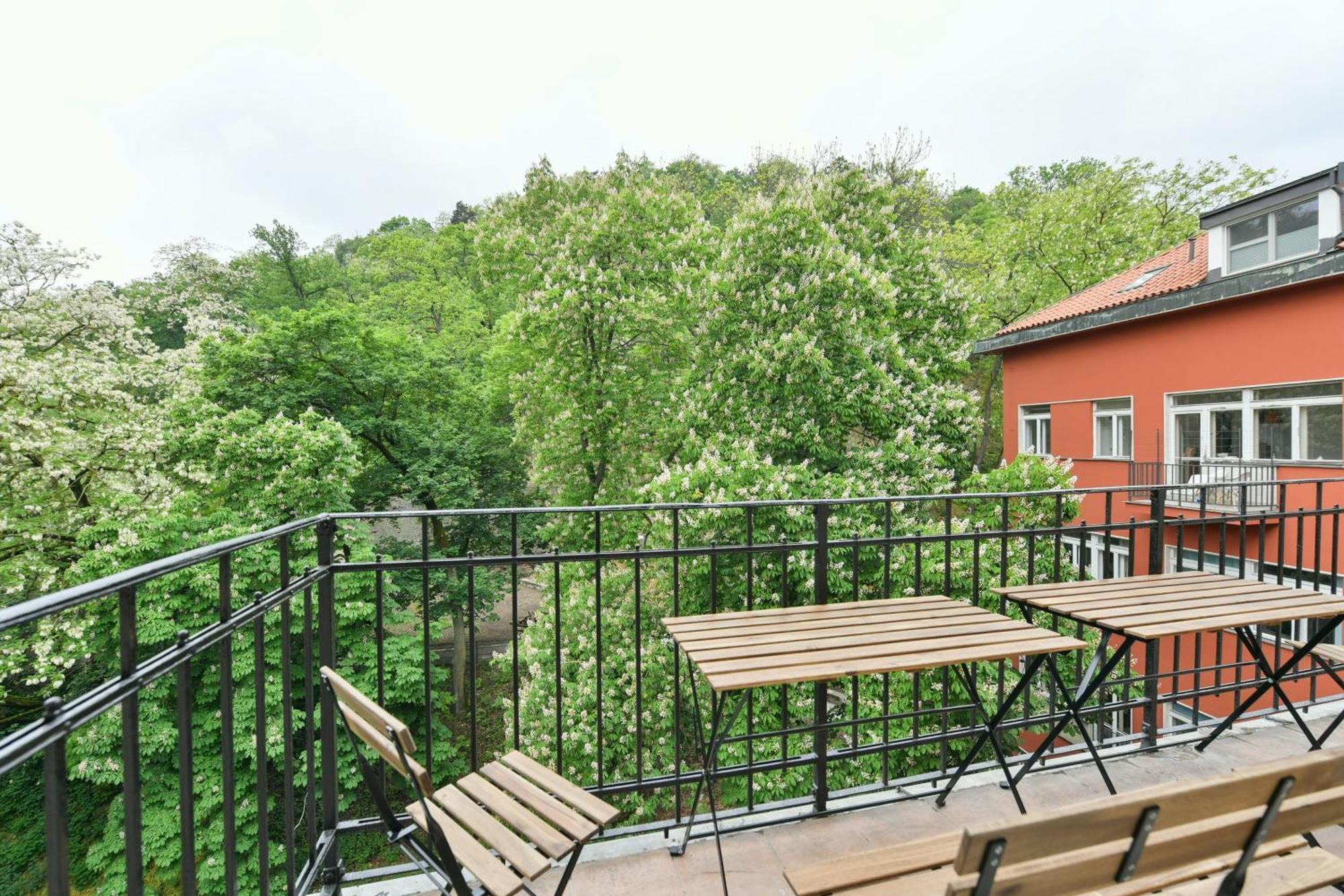 Wsp Petrin Garden Apartments Prag Dış mekan fotoğraf