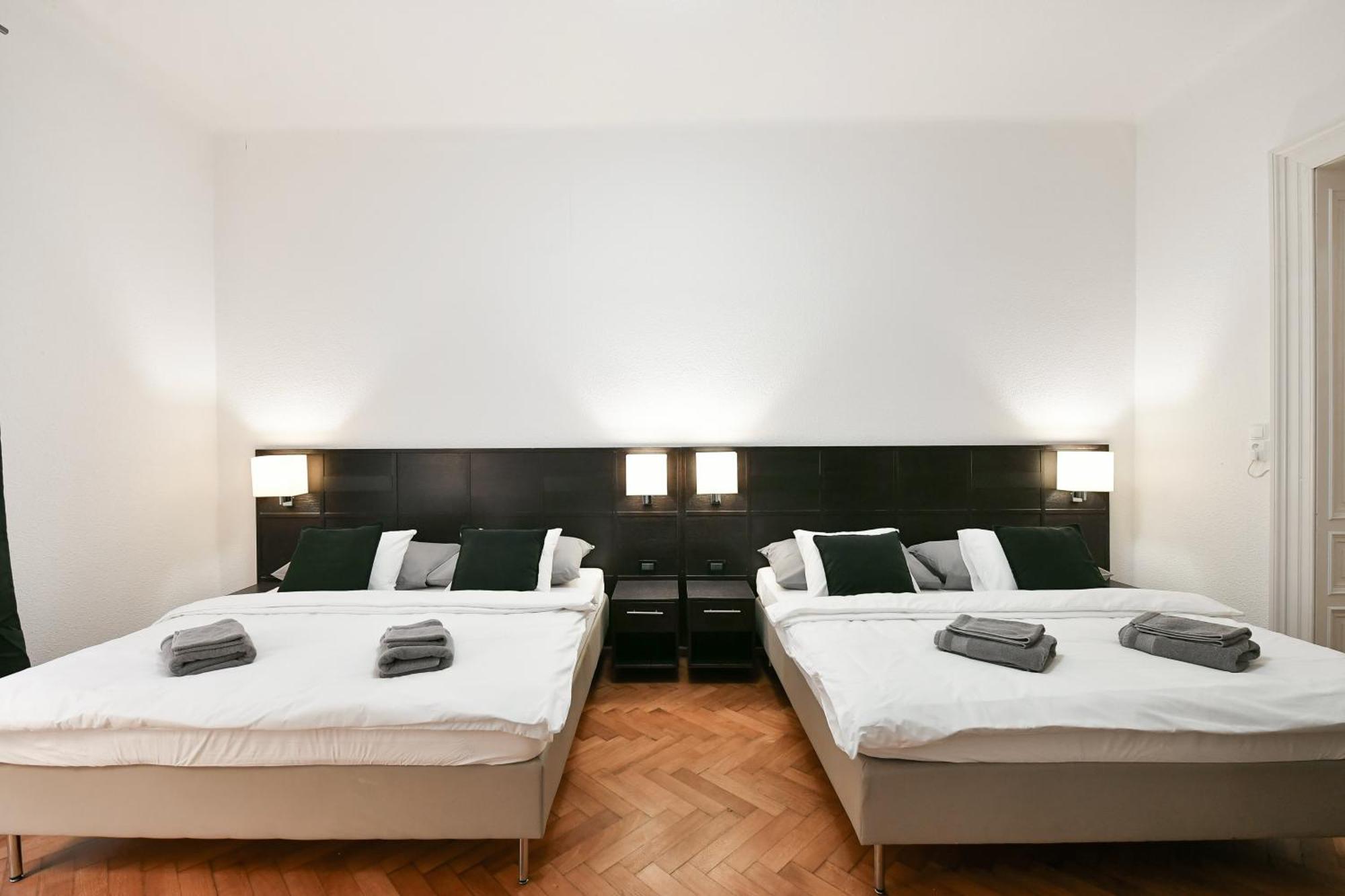 Wsp Petrin Garden Apartments Prag Dış mekan fotoğraf