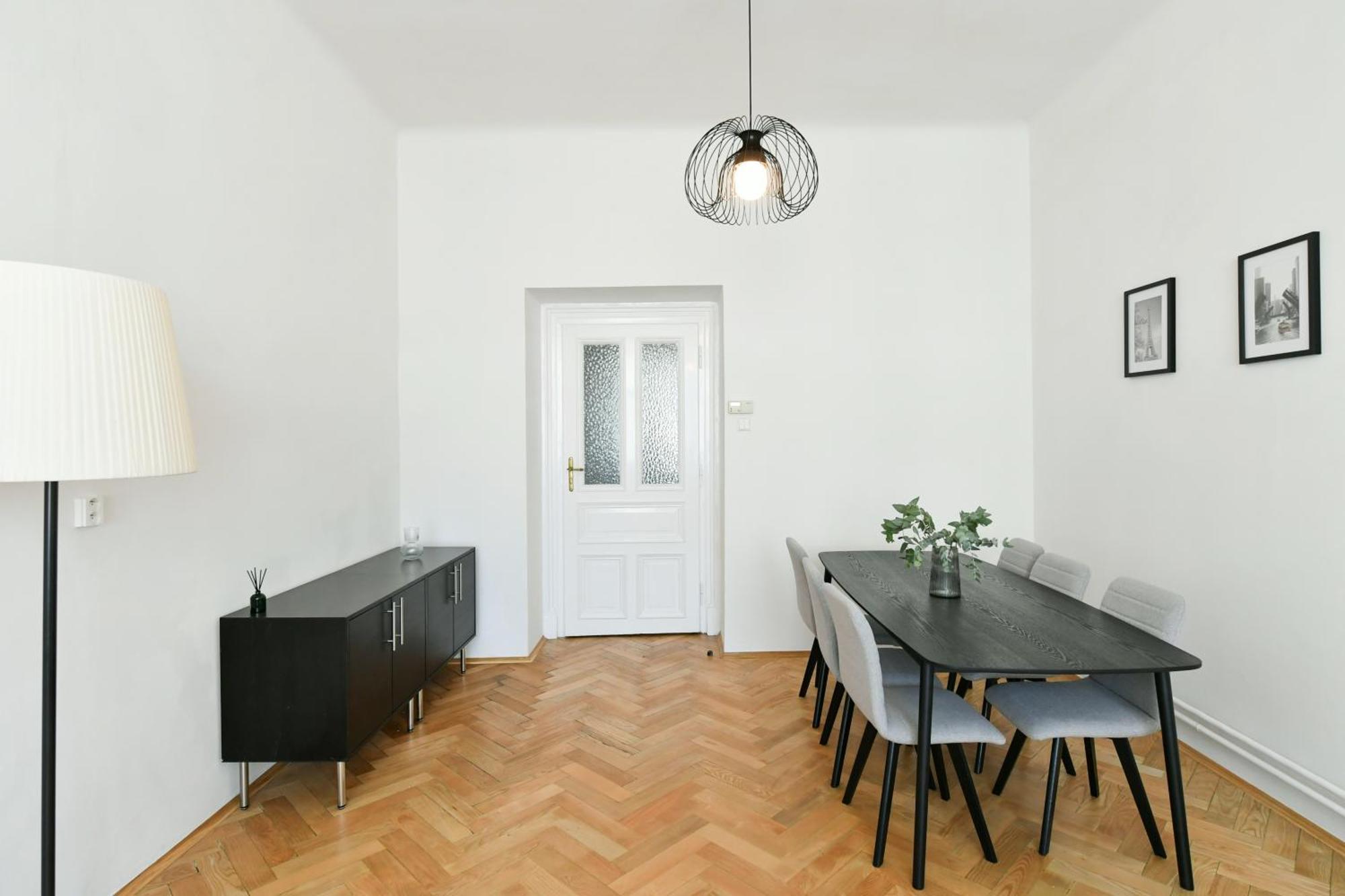 Wsp Petrin Garden Apartments Prag Dış mekan fotoğraf